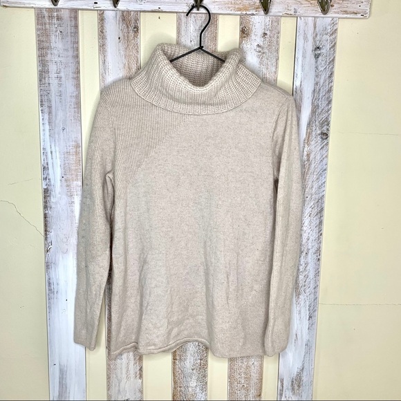 Vineyard Vines Tan Cashmere Turtleneck Sweater - Picture 1 of 10